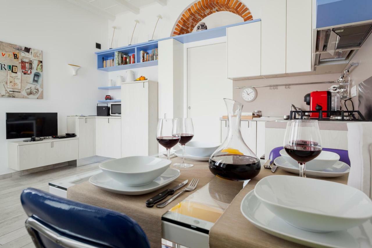 Charming Apartment On The Darsena Navigli - Pulizia Eccezionale ミラノ エクステリア 写真