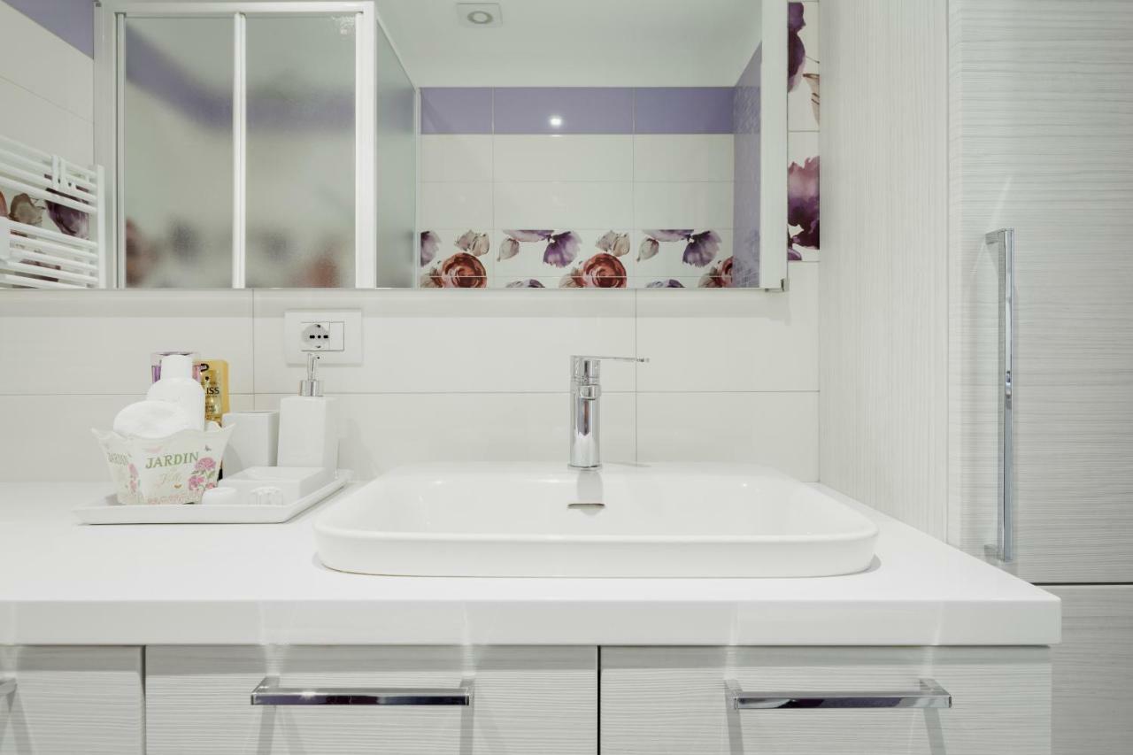 Charming Apartment On The Darsena Navigli - Pulizia Eccezionale ミラノ エクステリア 写真
