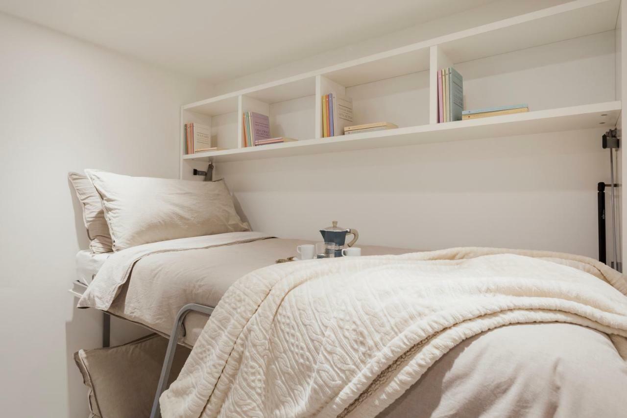 Charming Apartment On The Darsena Navigli - Pulizia Eccezionale ミラノ エクステリア 写真