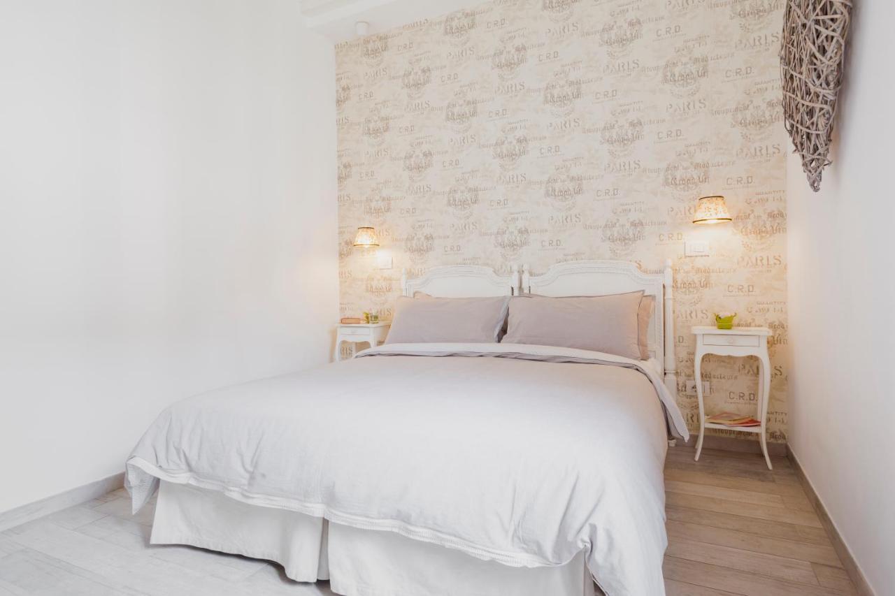 Charming Apartment On The Darsena Navigli - Pulizia Eccezionale ミラノ エクステリア 写真