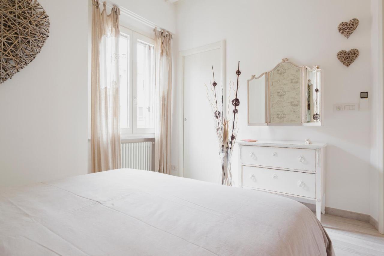 Charming Apartment On The Darsena Navigli - Pulizia Eccezionale ミラノ エクステリア 写真